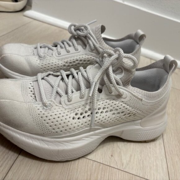 Lululemon Sneakers - Picture 5 of 10